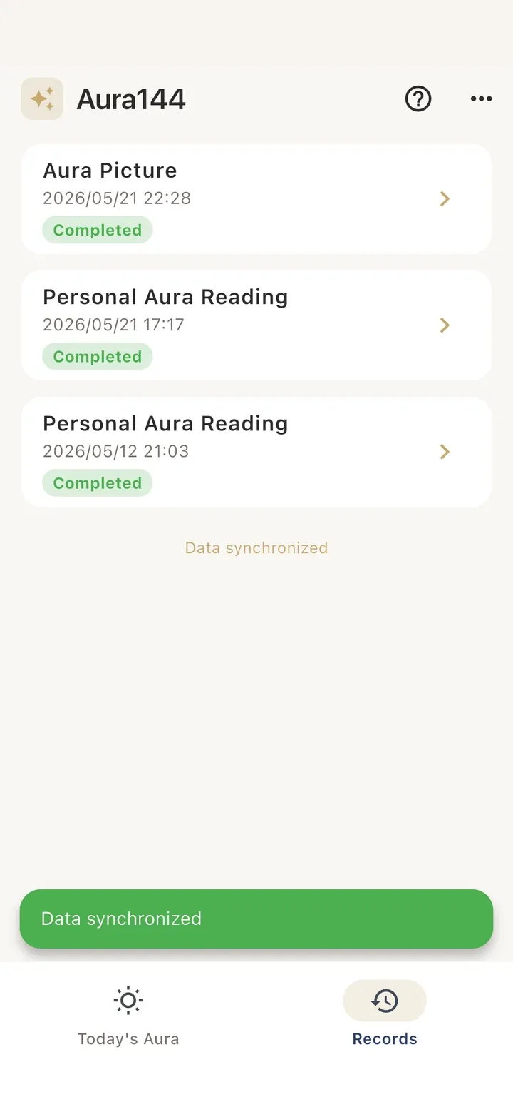 Aura144 紀錄畫面：列出已完成的氣場影像與個人氣場解讀及日期